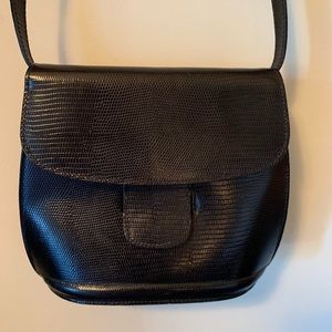Talbots Bags - Talbot’s genuine leather purse Talbots Bags - Talbot’s genuine leather purse